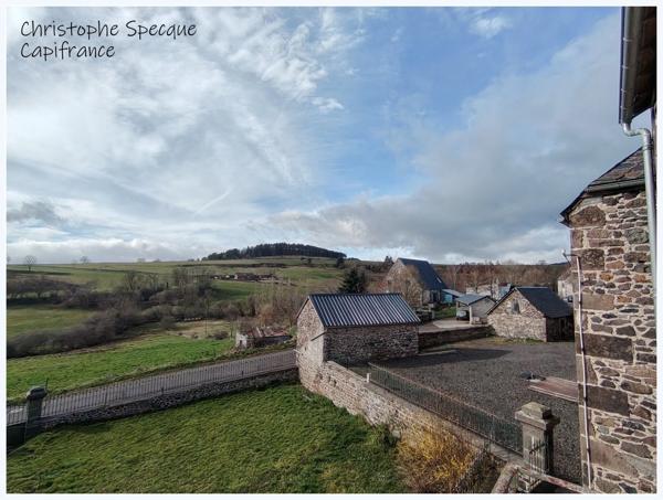 Maison de maître rénovée avec dépendances et gîte – Un bien rare au cœur de la campagne LE VERNET SAINTE MARGUERITE (63)