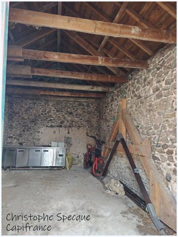 Maison de maître rénovée avec dépendances et gîte – Un bien rare au cœur de la campagne LE VERNET SAINTE MARGUERITE (63)
