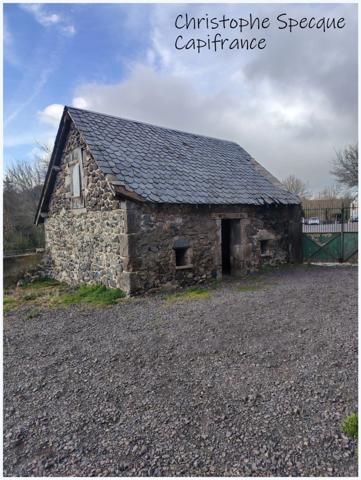 Maison de maître rénovée avec dépendances et gîte – Un bien rare au cœur de la campagne LE VERNET SAINTE MARGUERITE (63)