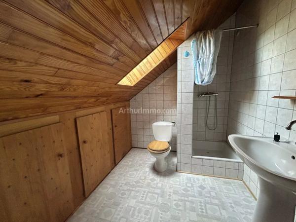 Vente Maison 7 pièces 235 m2 à Loudéac