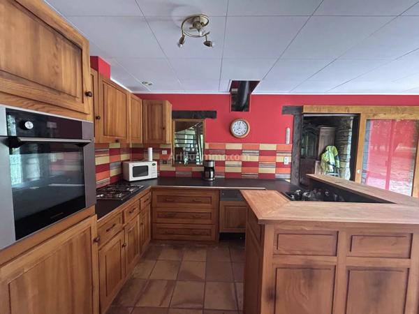 Vente Maison 7 pièces 235 m2 à Loudéac