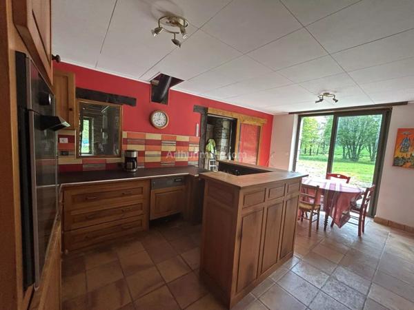 Vente Maison 7 pièces 235 m2 à Loudéac
