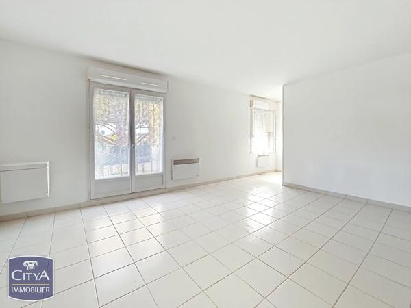 Appartement à vendre 2 pièces 49.7m² Villemoustaussou (11620)