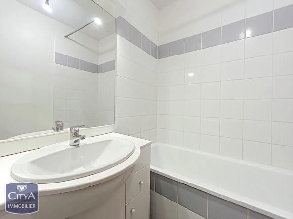 Appartement à vendre 2 pièces 49.7m² Villemoustaussou (11620)