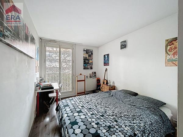 À vendre : Appartement 2 pièces à Aix-en-Provence, secteur Vasarely loggia terrasse