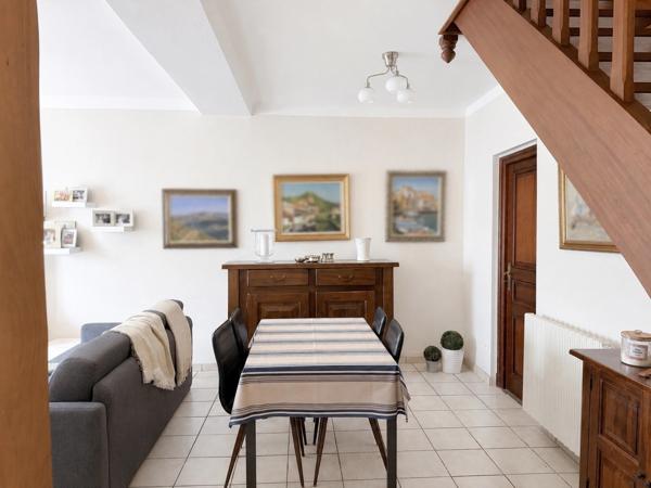Bayonne Saint-Esprit – Duplex de caractère avec grand garage et stationnement privatif