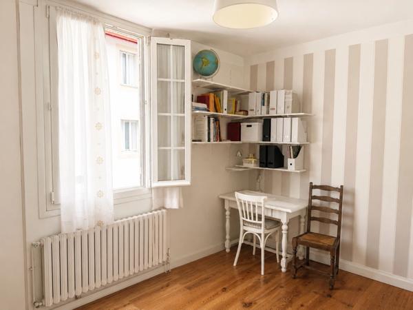 Bayonne Saint-Esprit – Duplex de caractère avec grand garage et stationnement privatif