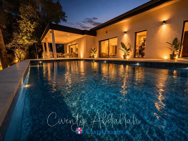 VILLA CONTEMPORAINE D'EXCEPTION – 192 m² DE PLAIN-PIED AVEC PISCINE - en limite de Gilly sur Isère (73)