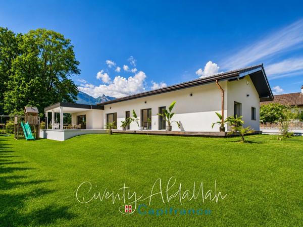 VILLA CONTEMPORAINE D'EXCEPTION – 192 m² DE PLAIN-PIED AVEC PISCINE - en limite de Gilly sur Isère (73)