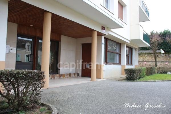 Local/bureau à vendre NOGENT LE ROTROU (28)