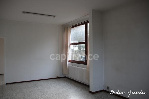 Local/bureau à vendre NOGENT LE ROTROU (28)