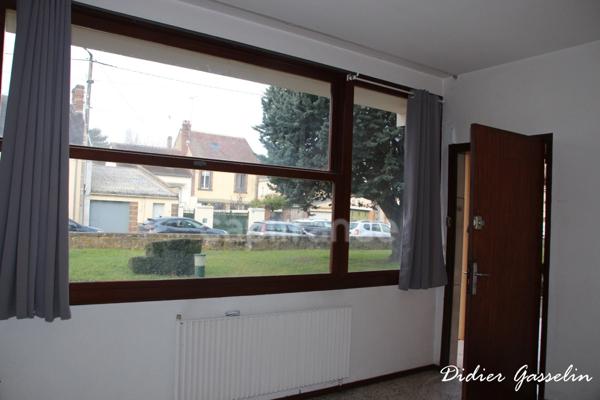 Local/bureau à vendre NOGENT LE ROTROU (28)