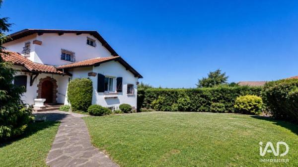 Maison à vendre 6 pièces 221 m² Saint-Jean-de-Luz