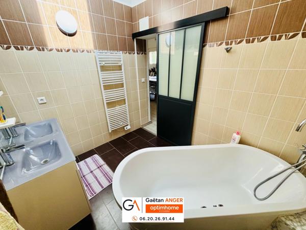 Maison familiale en pierre 184m2 de plain-pied