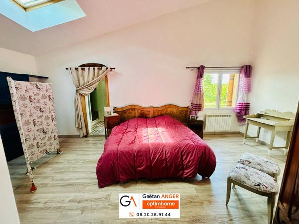 Maison familiale en pierre 184m2 de plain-pied