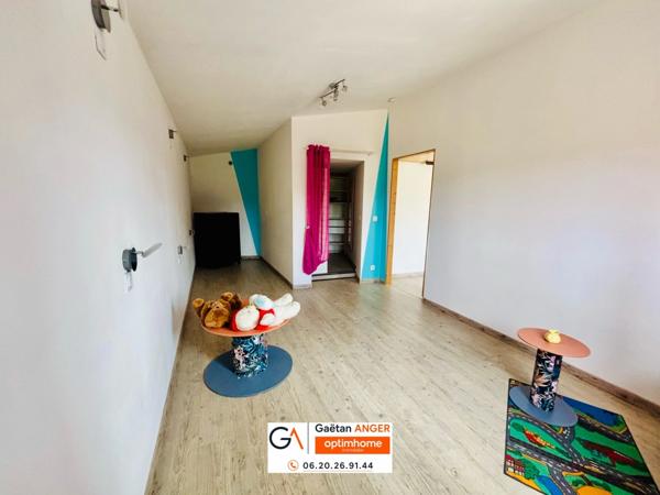 Maison familiale en pierre 184m2 de plain-pied
