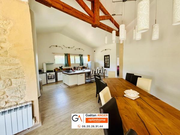 Maison familiale en pierre 184m2 de plain-pied
