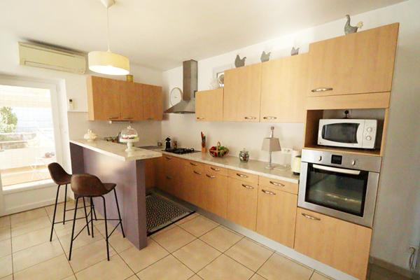 Maison Ginestas 105m2 + dépendances