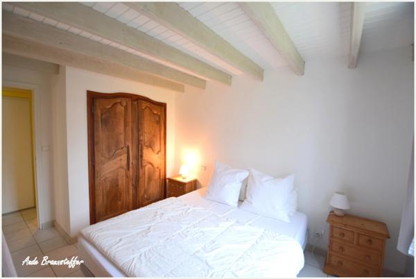 Maison à vendre 5 pièces SAINT MARTIN DE RE (17): Maison familiale lumineuse au calme, proche commerces et plage