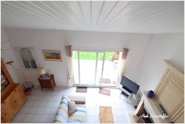 Maison à vendre 5 pièces SAINT MARTIN DE RE (17): Maison familiale lumineuse au calme, proche commerces et plage