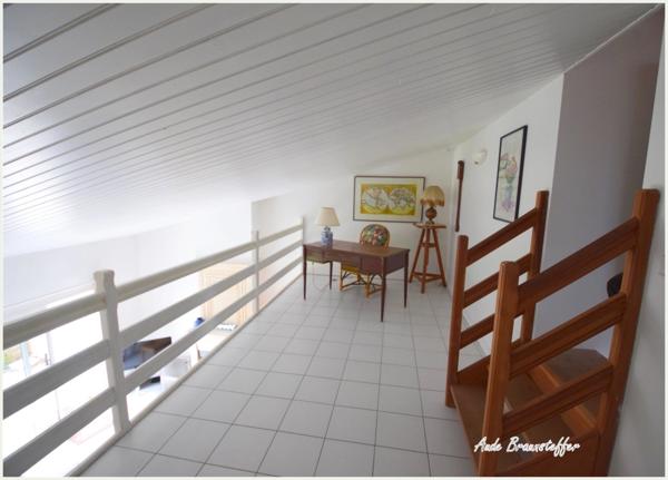 Maison à vendre 5 pièces SAINT MARTIN DE RE (17): Maison familiale lumineuse au calme, proche commerces et plage