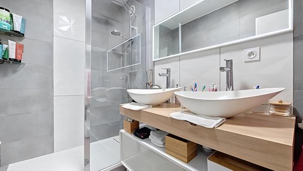 Vente / Appartement T5