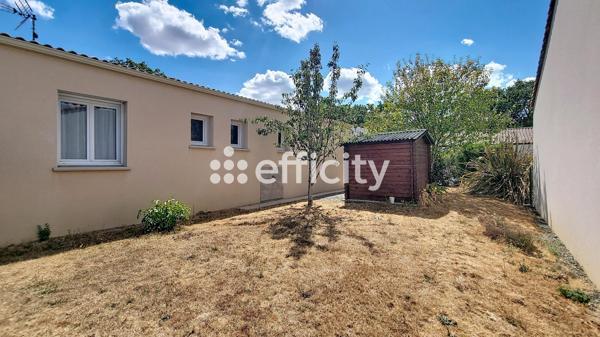 Maison
         3 pièces
        - 77 m² Exclusivité 227 900 € *