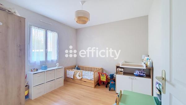Maison
         3 pièces
        - 77 m² Exclusivité 227 900 € *