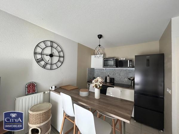 Appartement à vendre 2 pièces 43.43m² Bourgoin-Jallieu (38300)