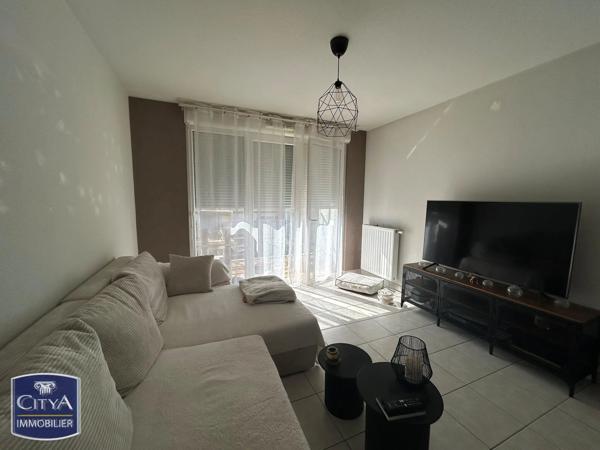 Appartement à vendre 2 pièces 43.43m² Bourgoin-Jallieu (38300)