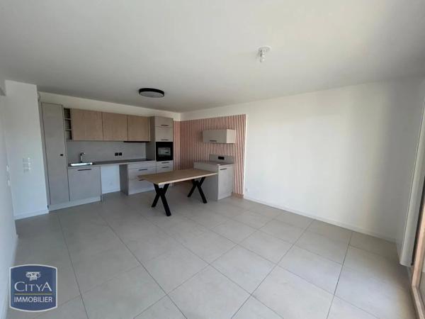 Appartement à louer 3 pièces 60.5m² Annecy (74000)