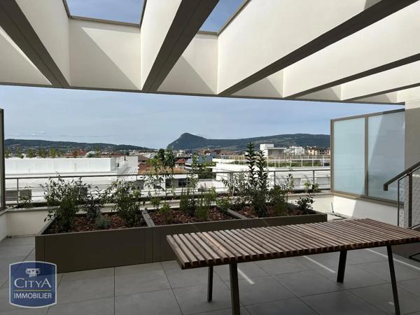 Appartement à louer 3 pièces 60.5m² Annecy (74000)