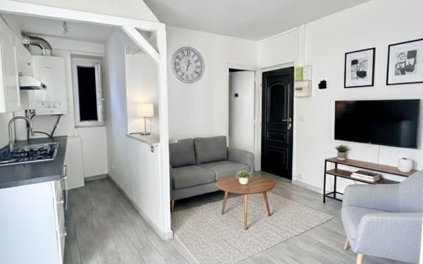 Appartement à vendre    2 pièces •  Persan