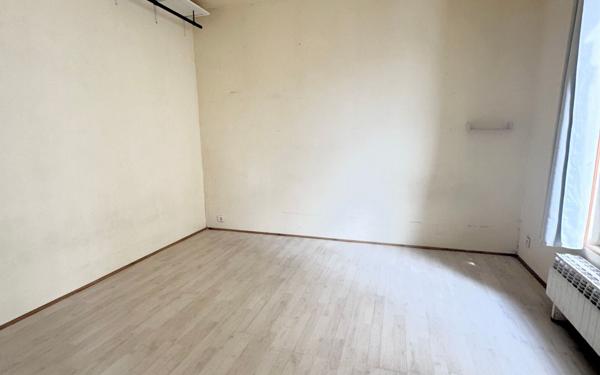 Appartement à vendre    2 pièces •  Persan