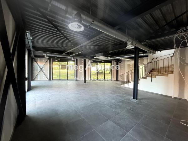 Bureaux à CHALLANS, 85300 - 255m²