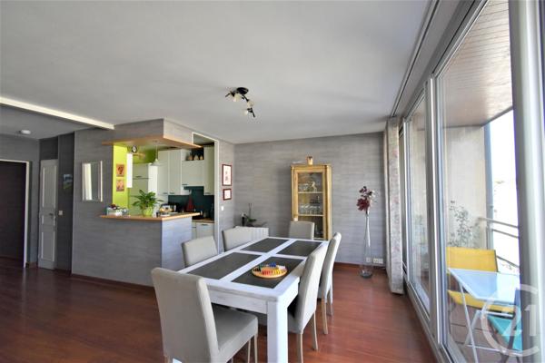 Appartement T3 à vendre  3 pièces - 68 m2 LAVAL - 53