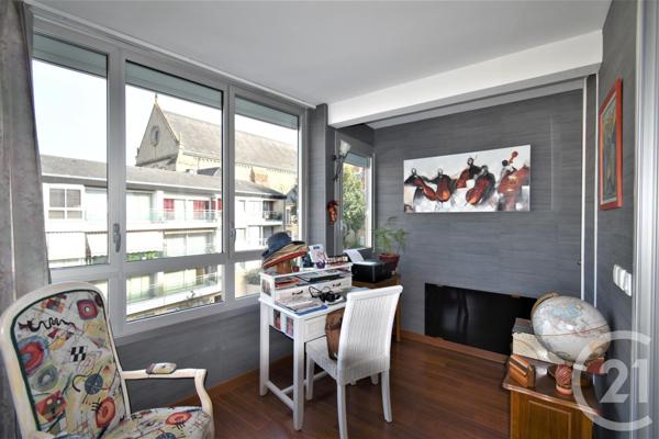 Appartement T3 à vendre  3 pièces - 68 m2 LAVAL - 53