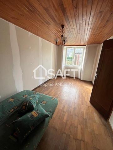 Maison Charentaise entre Aigre et Matha