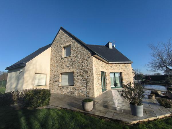 A vendre maison contemporaine , rare sur le marche proche Saint Meen le grand