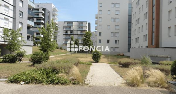 Location Appartement 2 pièces 44.66 m² - Grenoble 38100