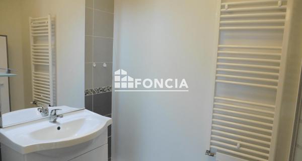 Location Appartement 2 pièces 44.66 m² - Grenoble 38100