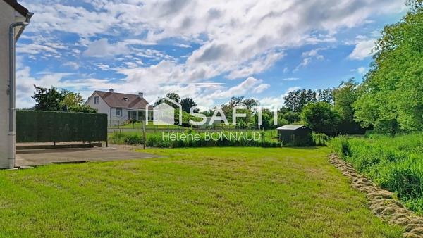 Maison rénovée avec jardin, terrasse et garage