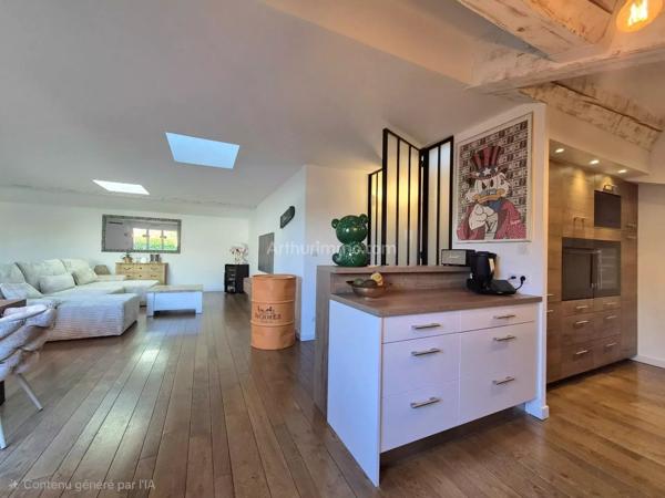 Vente                                                      Appartement
                        
                     5 pièces                      122 m2                     à Draguignan