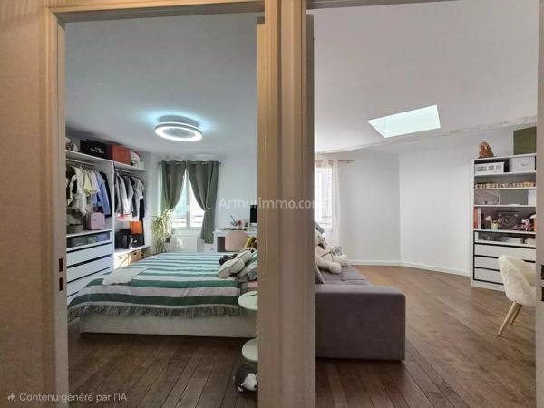Vente                                                      Appartement
                        
                     5 pièces                      122 m2                     à Draguignan
