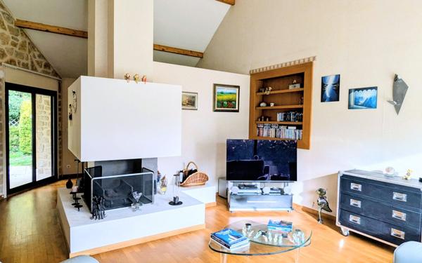 Maison à vendre    7 pièces • 196 m2 Lagny-sur-Marne