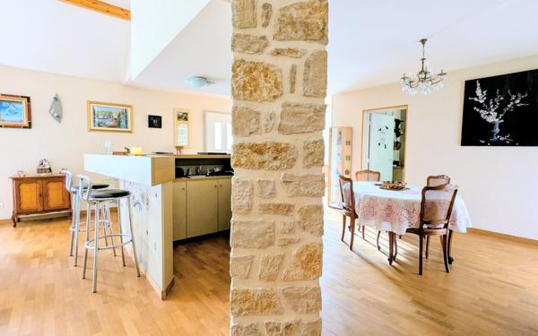 Maison à vendre    7 pièces • 196 m2 Lagny-sur-Marne