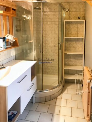 Maison à vendre à Saint-Julien-sur-Sarthe – 138 m² de charme et de potentiel au cœur de l’Orne