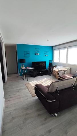T4 rénové avec balcon, garage et cave