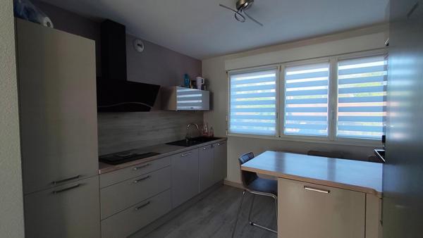 T4 rénové avec balcon, garage et cave