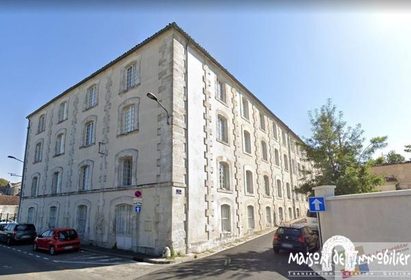 Location Appartement en résidence - 3 pièces - 77m² - COGNAC